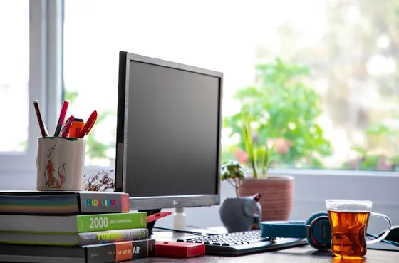 Monitors & Displays